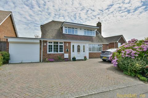 4 bedroom detached house for sale, Kewhurst Avenue, Bexhill-on-Sea, TN39