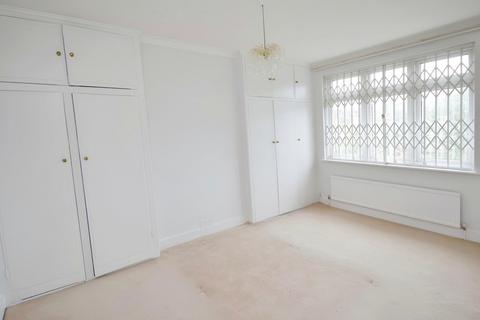 3 bedroom terraced house to rent, Derrick Road Beckenham BR3