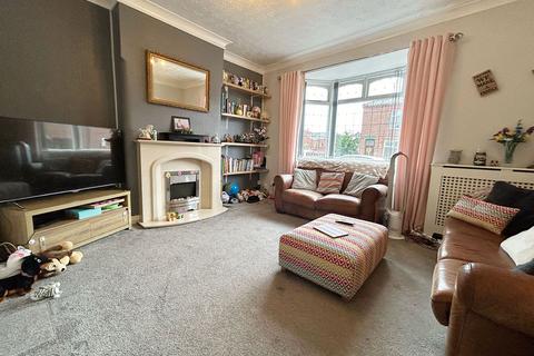 3 bedroom semi-detached house for sale, Whitledge Road, Wigan, WN4 9XG