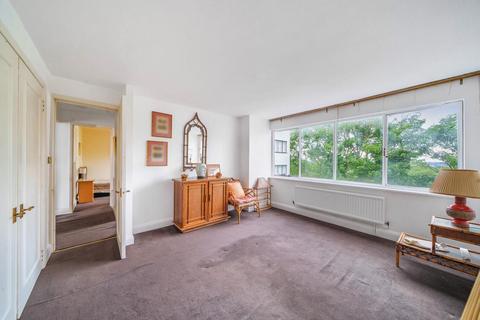 2 bedroom flat for sale, North Road, Highgate