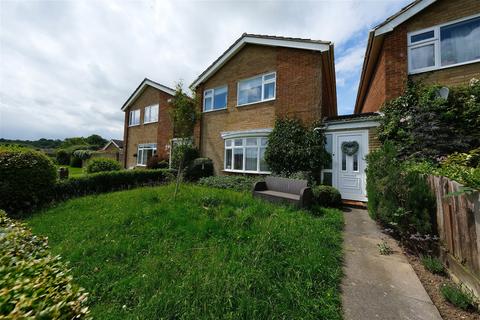 3 bedroom link detached house for sale, Walton Way, Harlaxton