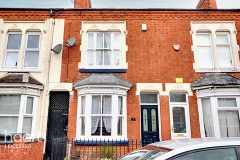 2 bedroom end of terrace house for sale, Newport Street, Leicester