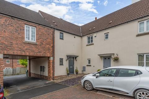 4 bedroom end of terrace house to rent, Garrick Road, Bromsgrove, Worcestershire, B60