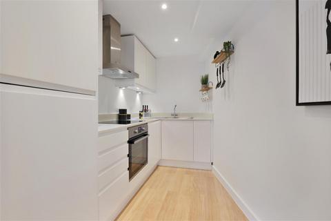 1 bedroom apartment for sale, Durnsford Road, Wimbledon, Wimbledon