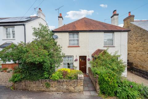 2 bedroom semi-detached house for sale, Orchard Grove, Gerrards Cross SL9