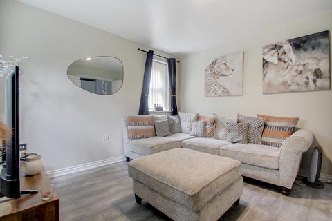 38 Cascade Way, Dudley, DY2 8RJ