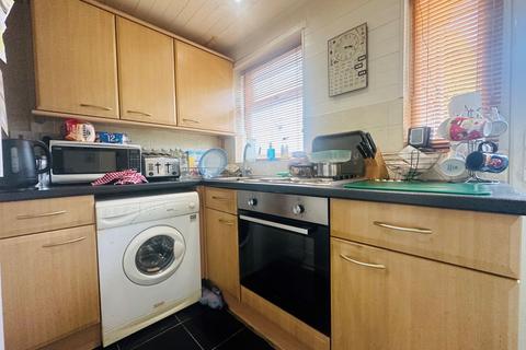 2 bedroom terraced house for sale, South Park Road, Macclesfield, SK11