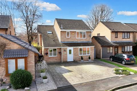 4 bedroom detached house for sale, Weston Way, Newmarket CB8