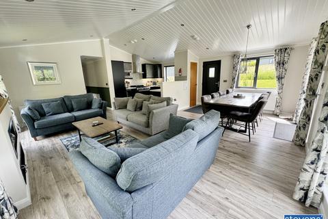 4 bedroom park home for sale, Roadford Lake, Broadwoodwidger, Lifton, Devon, PL16