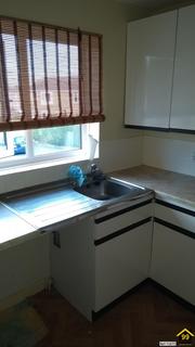 2 bedroom flat to rent, St. Johns Chase, March, Cambs, PE15