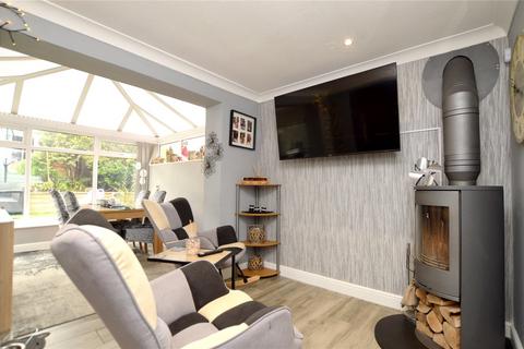 4 bedroom detached house for sale, Tudor Close, Farsley, Pudsey, West Yorkshire