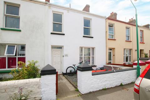 2 bedroom property for sale, 3 Connaught Terrace, St Sampson's, Guernsey, GY2