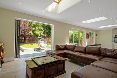 5 bedroom detached house for sale, Knighton Road, Leicester LE2