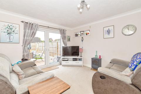 2 bedroom semi-detached house for sale, Grassmere Close, Littlehampton, West Sussex