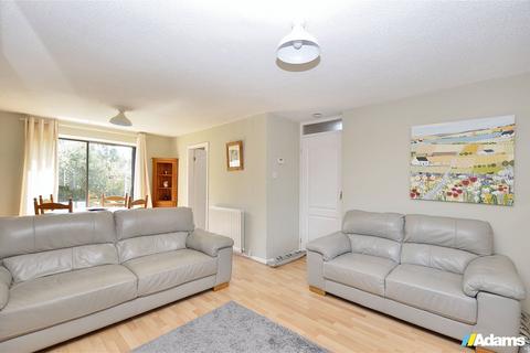 3 bedroom detached house for sale, Wenlock Road, Beechwood