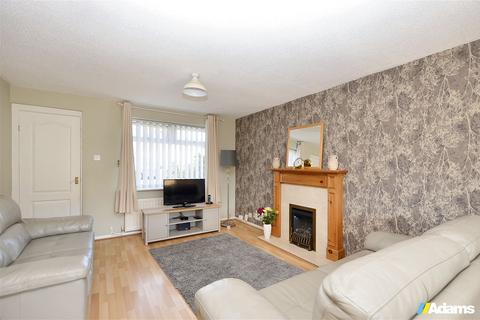 3 bedroom detached house for sale, Wenlock Road, Beechwood