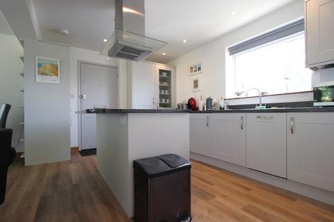 2 bedroom flat for sale, Lord Warden Avenue, Walmer, CT14
