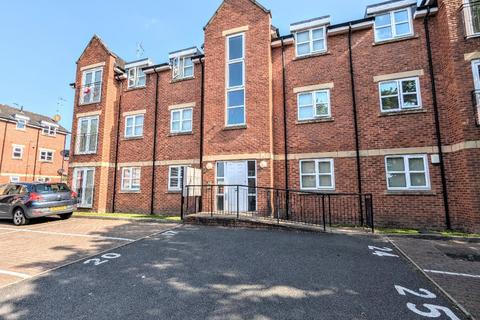 2 bedroom apartment to rent, Hindsford Bridge Mews, Atherton, Manchester