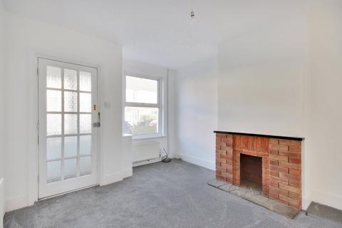 2 bedroom end of terrace house for sale, Sussex Road, Tonbridge, Kent, TN9