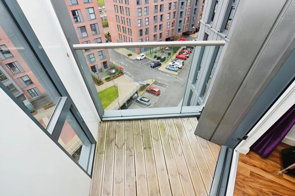 Apartment in New Islington - View 5
