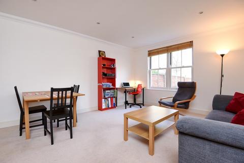 2 bedroom maisonette to rent, Kingston Vale, SW15