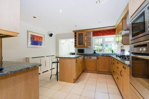 4 bedroom house to rent, Westmoreland Place, Ealing, London, W5