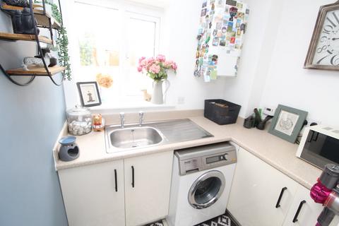 44 Bradgate Close, Narborough, Leicester, LE19 3EG
