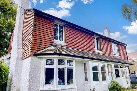 5 bedroom detached house for sale, High Street, Buxted, Uckfield, East Sussex