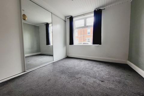 2 bedroom ground floor flat for sale, Wansbeck Road, Jarrow, Tyne and Wear, NE32 5SS
