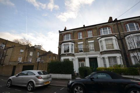 4 bedroom flat to rent, Gateley Road, Brixton, SW9