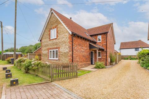 3 bedroom detached house for sale, Castle Acre Road, Great Dunham