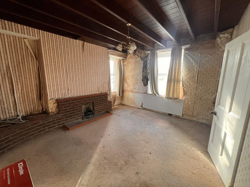 Front Lounge