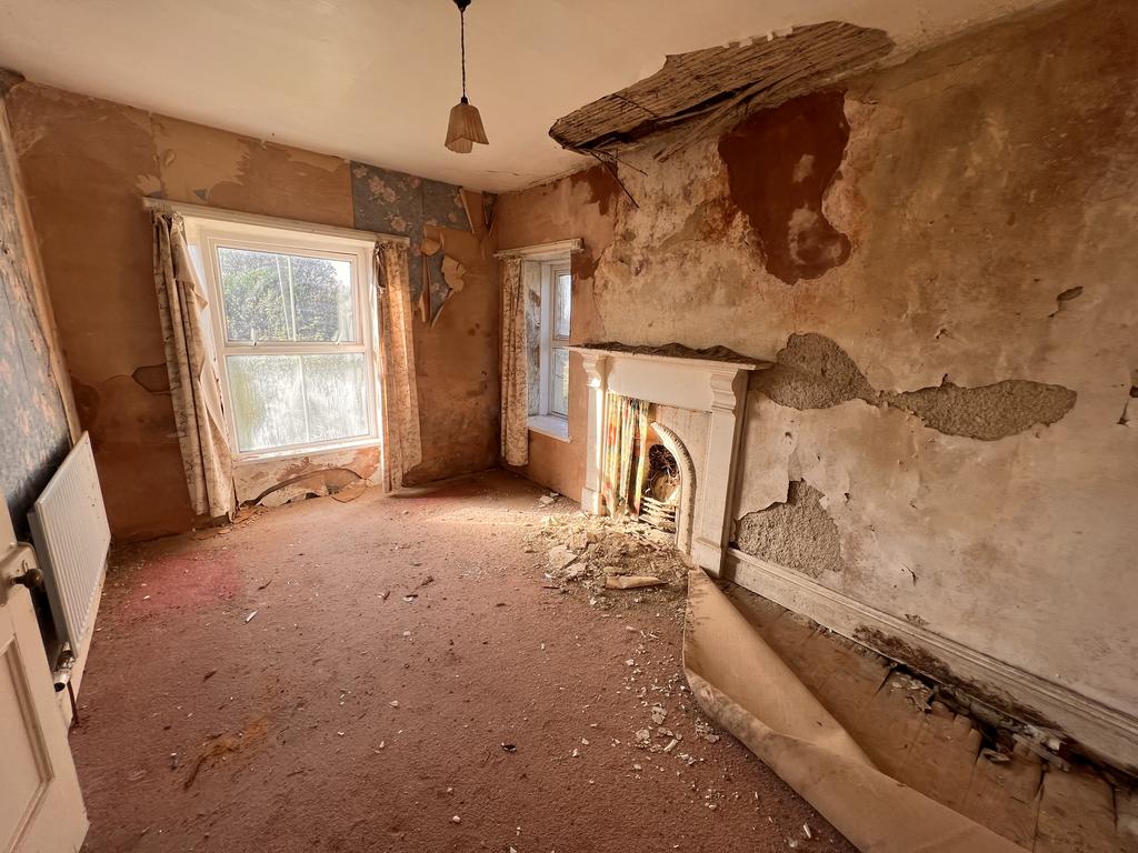 Double Bedroom 1