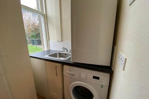 1 bedroom flat to rent, 6 G/1 Nelson Street, ,