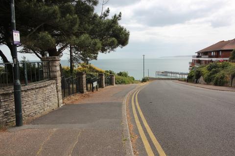 2 bedroom flat to rent, Flat E24 San Remo Towers, Sea Road, Boscombe, Bournemouth