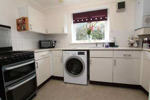 1 bedroom apartment to rent, Park Road, Petersfield, Hampshire, GU32