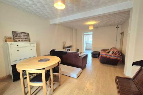 305 Brithweunydd Road, Trealaw, Tonypandy, CF40 2NZ