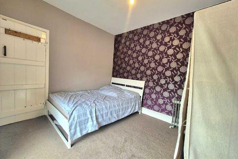 305 Brithweunydd Road, Trealaw, Tonypandy, CF40 2NZ