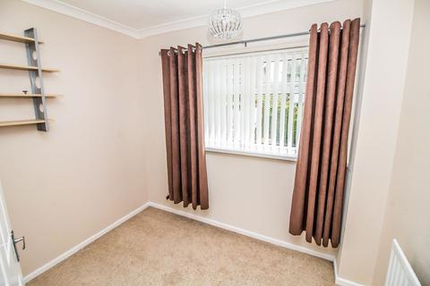 2 bedroom flat for sale, Dilston Close, Oxclose, Washington, NE38