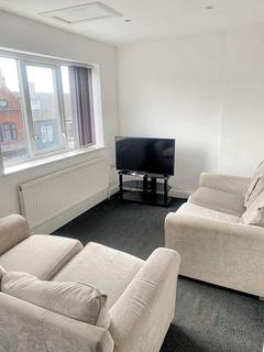 3 bedroom apartment to rent, PALATINE ROAD, BLACKPOOL FY1