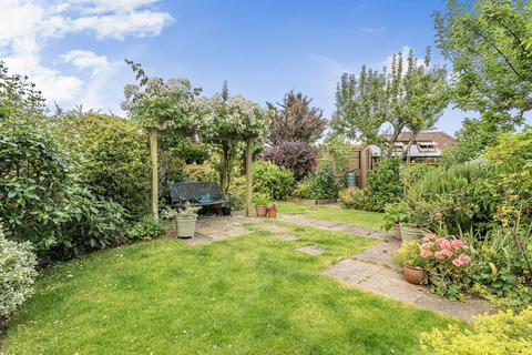25 Allington Road, Orpington, BR6 8AY