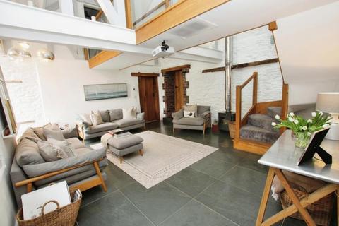 4 bedroom barn conversion to rent, Fouracre Crescent, Bristol BS16