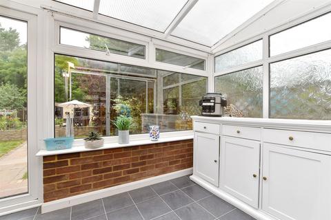 148 Hamilton Avenue, Sutton, SM3 9DT