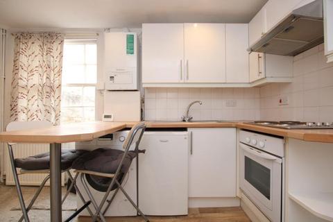 1 bedroom maisonette to rent, Regent Street, Bristol BS8