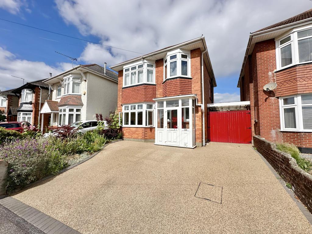 The Avenue, Bournemouth BH9 3 bed detached house for sale £475,000