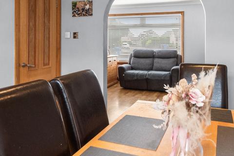38 Lipney, Menstrie, FK11 7HJ