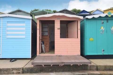 Chalet for sale, Walton on the Naze CO14