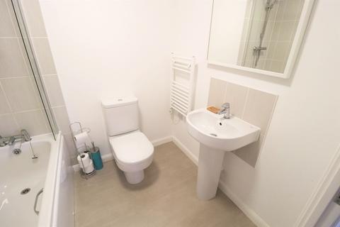 1 bedroom flat to rent, Heol Gruffydd, Pontypridd CF37