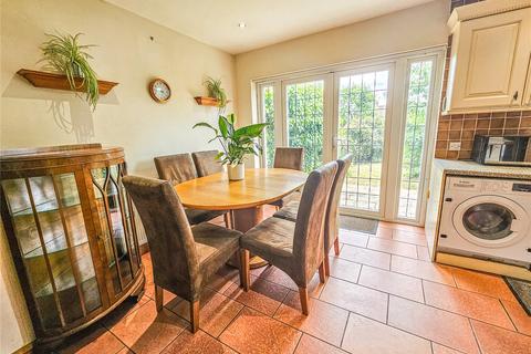 158 Stanley Avenue, Romford, RM2 5DA