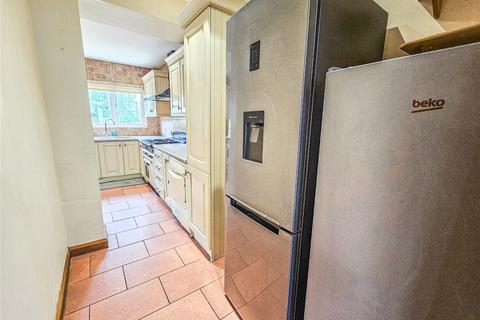 158 Stanley Avenue, Romford, RM2 5DA